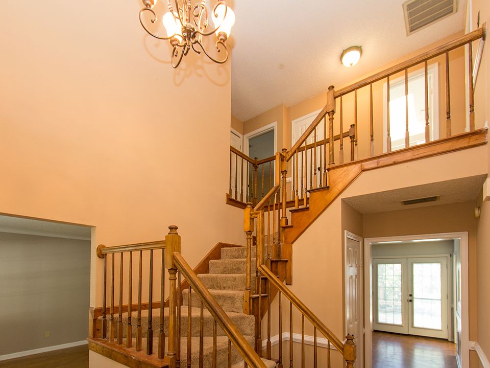 1st image of 1264 Warner Hall Dr