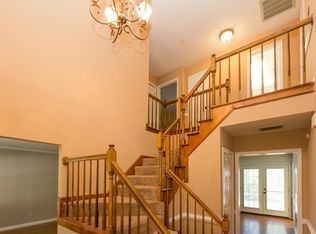 1264 Warner Hall Dr, Virginia Beach, VA 23454