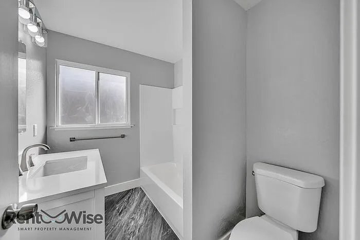 1600 5th Ave #2 — Photo 13