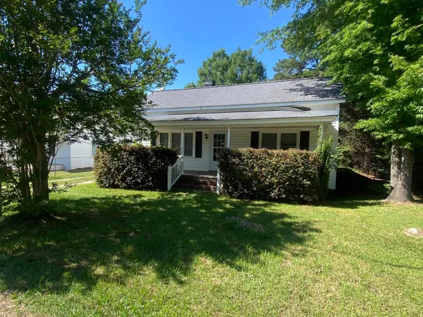 6060 Deans St, Bailey, NC 27807
