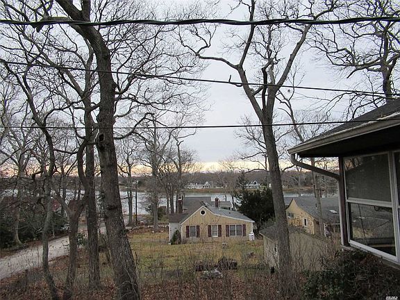 2nd image of 2300 Cedar Dr