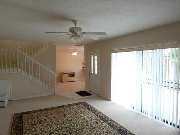 4th image of 435 E Waverly Pl