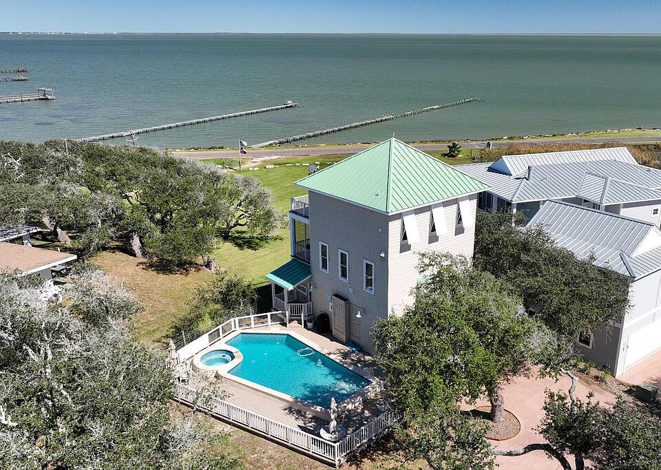1st image of 21 Old Cottage Beach Dr