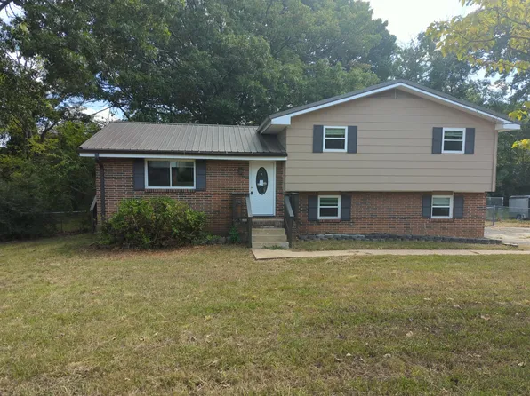 27 Edgewood Cir, Fort Oglethorpe, GA 30742