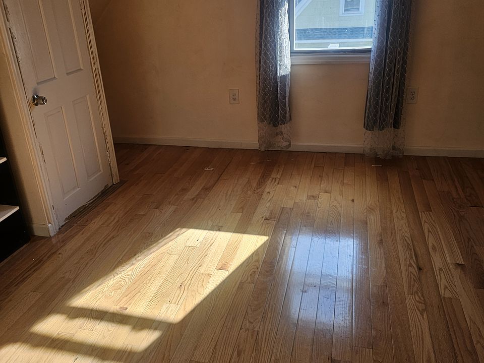 2nd image of 87 97th St