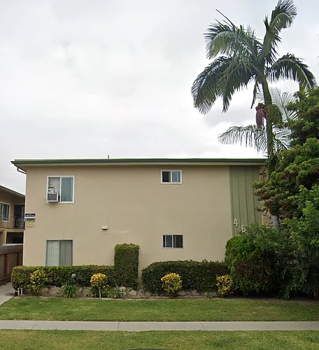 4625 Photo 1