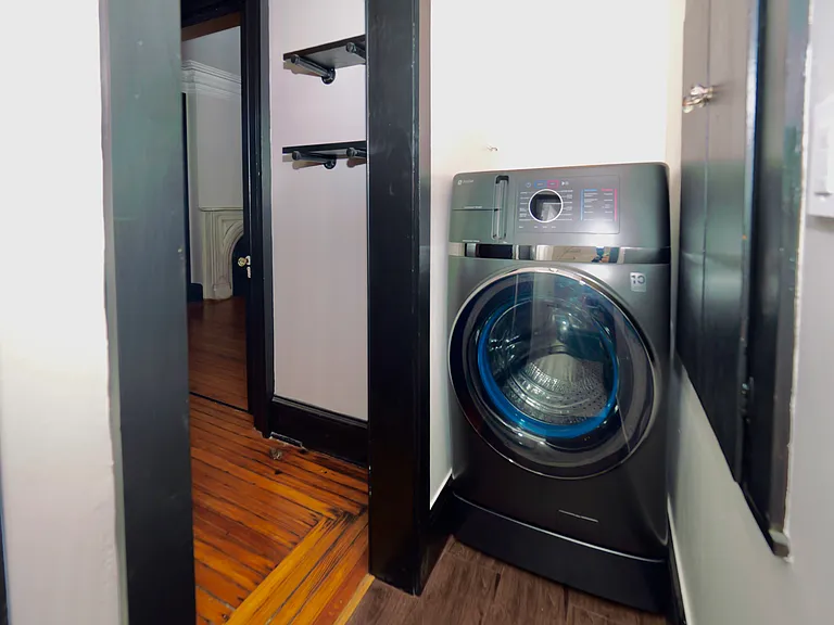 4 Grand St #2 — Photo 12