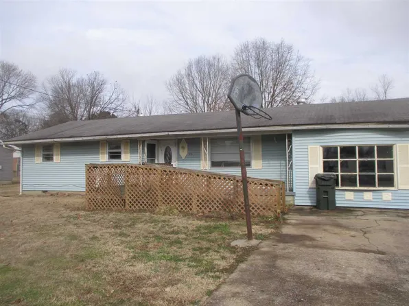 709 Starlight Dr, Obion, TN 38240