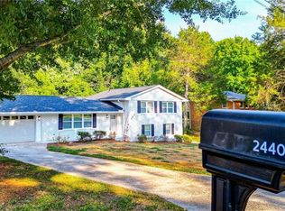 2440 Irene Dr, Marietta, GA 30066