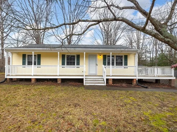 4614 Stockholm Dr, Sandston, VA 23150