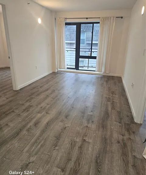21410 15th Ave #2E — Photo 8