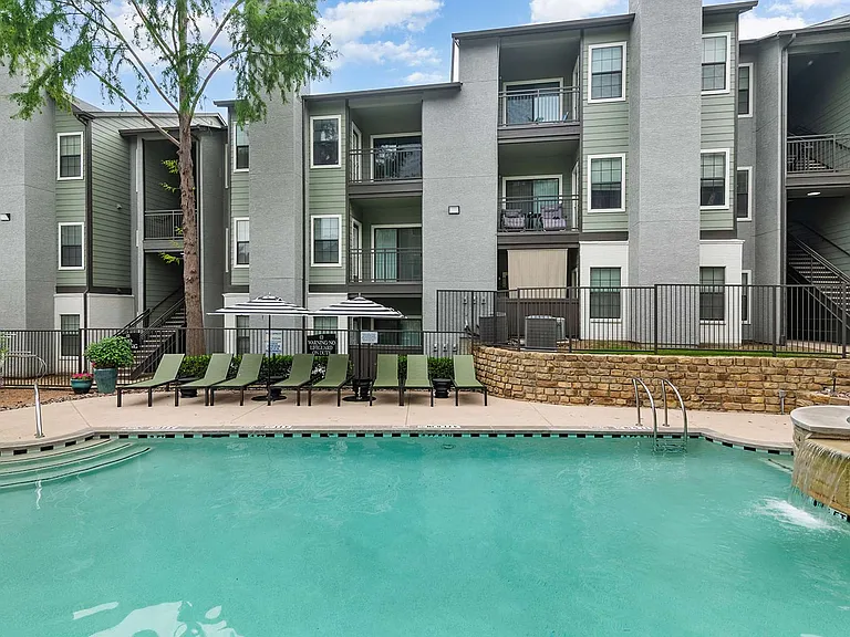 Cortland Benbrook — Photo 19