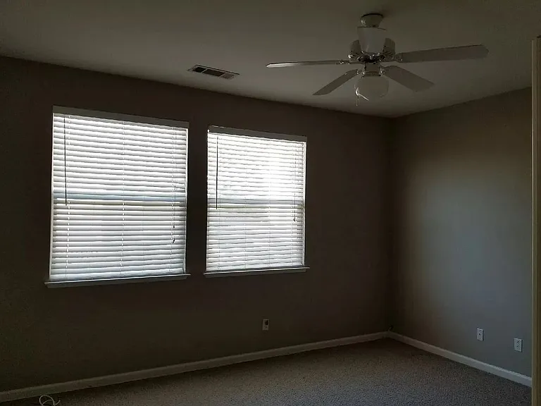 4109 Spring Mountain Ct — Photo 5