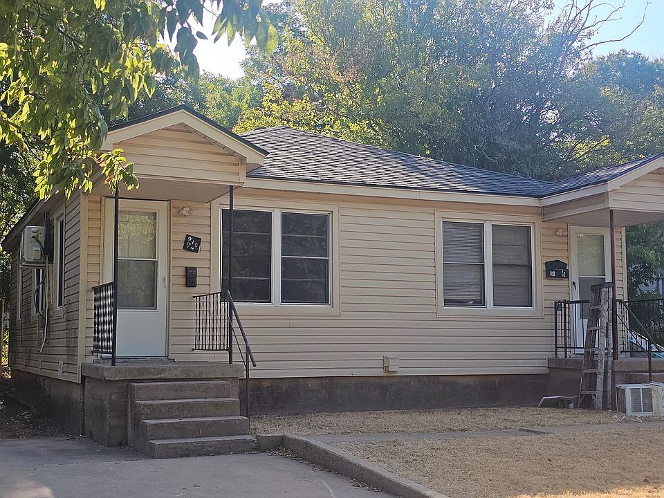 1st image of 910 SW 7th St