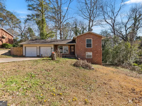 108 Woodsdale Dr, Warner Robins, GA 31088