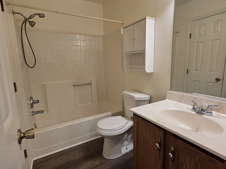 553 Broad Bend Cir — Photo 23