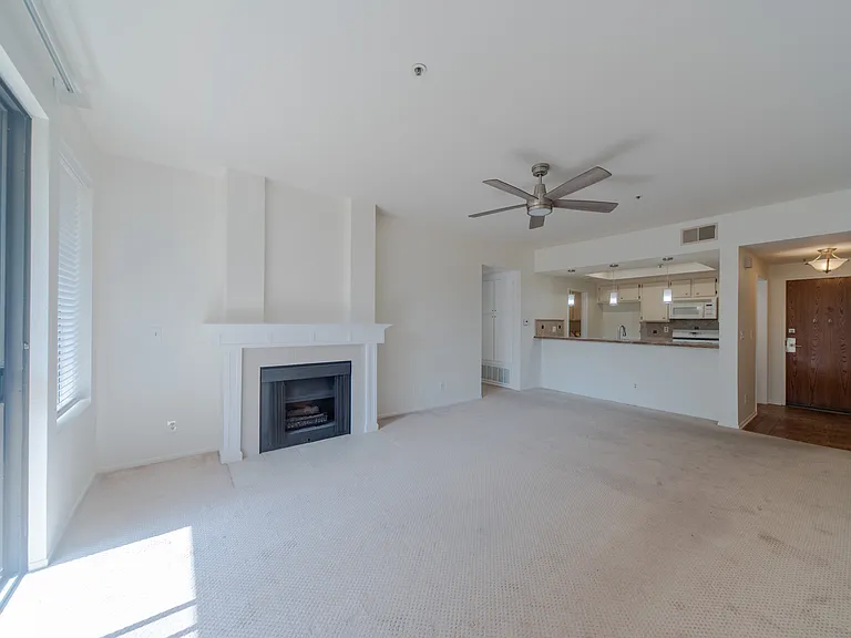 2571 Plaza Del Amo #209 — Photo 6