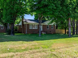 4954 Camp St, Conover, NC 28613