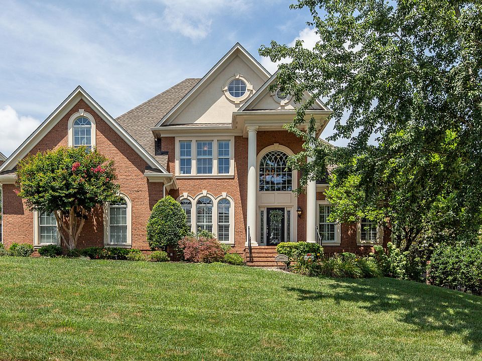 1st image of 8831 Steeplechase Dr
