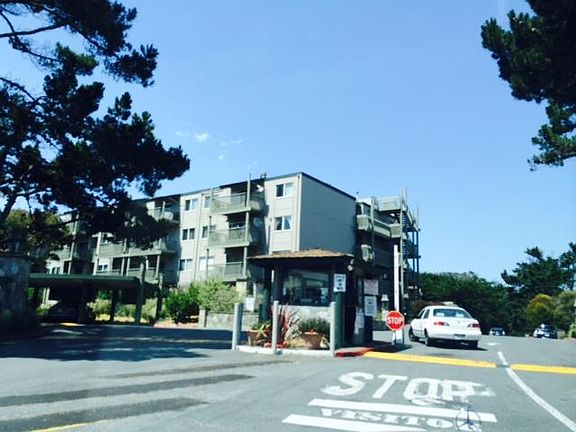 2nd image of 361 Half Moon Ln APT 215