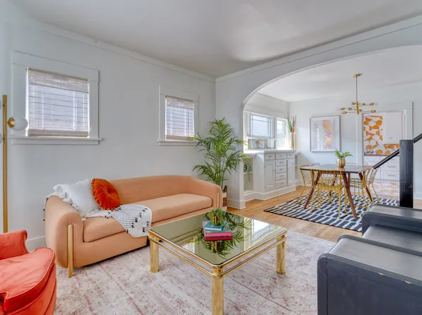 2215 SE Powell Blvd APT 3, Portland, OR 97202