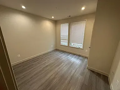 The Robinson Apartments — Photo 7