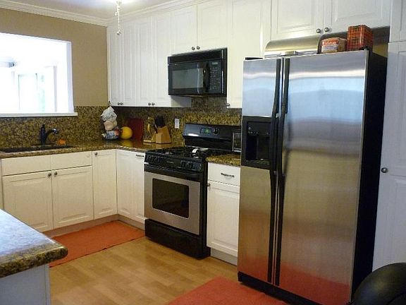 3rd image of 22550 Marlin Pl