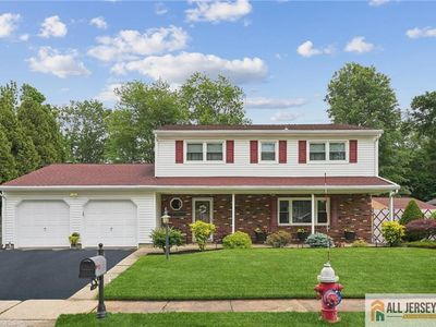 39 Evergreen Ter, Monroe Township, NJ, 08831
