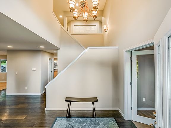 5th image of 4521 268th Ave NE