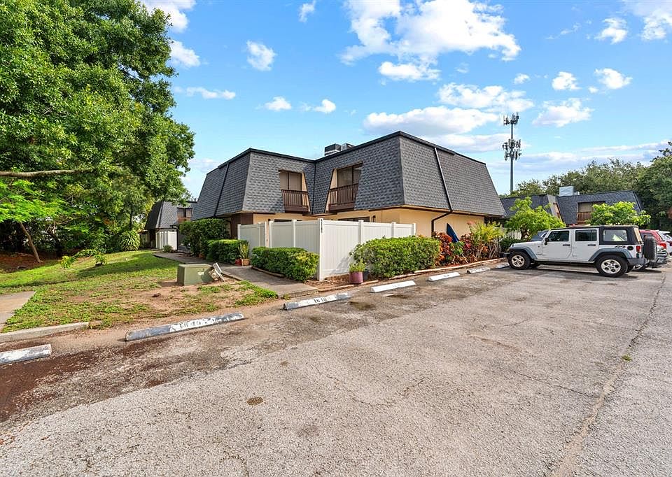 1st image of 8118 OAK TRACE WAY #C