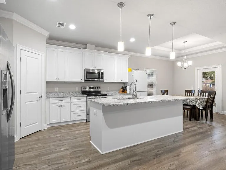 1835 Lubbock Rd — Photo 5