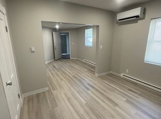 601 5th Ave #8, Sterling, IL 61081