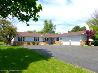 5747 E Saint Joe Hwy, Grand Ledge, MI 48837