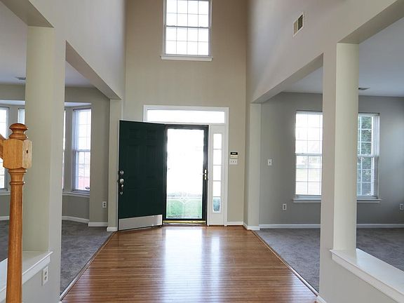 3rd image of 11705 Thrasher Ct