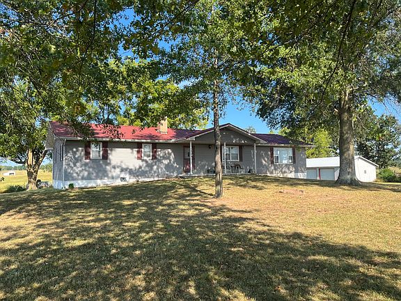 4th image of 15821 Farm Road 1090