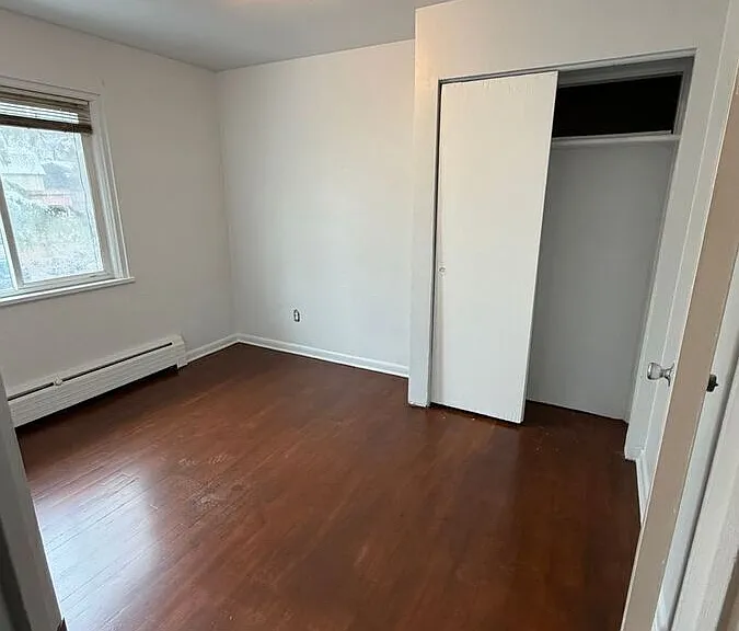 1740 W Mosier Pl #24 — Photo 1