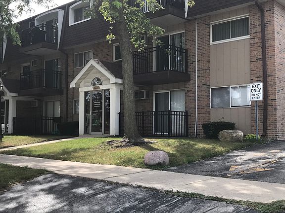2nd image of 10430 Ridgeland Ave APT 6