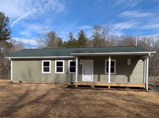 123 Southside Dr, Sparta, NC 28675