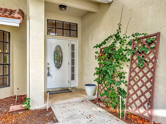3rd image of 6541 NW 57th Lane