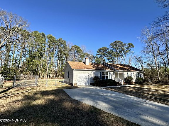 3rd image of 308 Duffy Drive