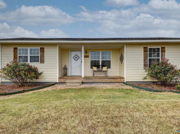 3301 County Road 108, Town Creek, AL 35672