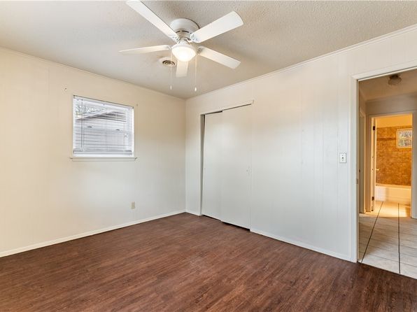 fayetteville-arkansas-442718342 picture