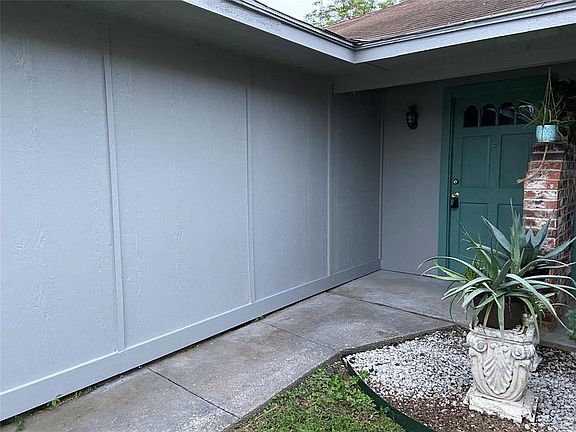 5th image of 1010 Vera Ct
