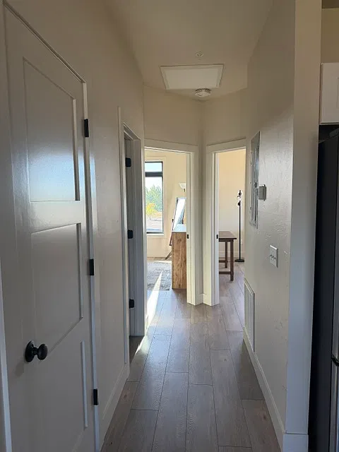 2 bed, 1100 sqft, $1,500 — Photo 4