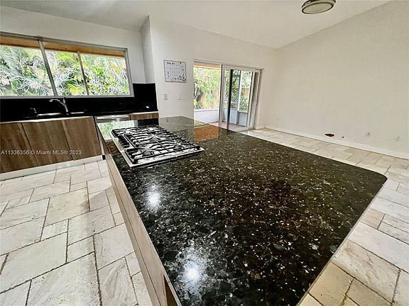 3rd image of 8555 NW 165th Ter