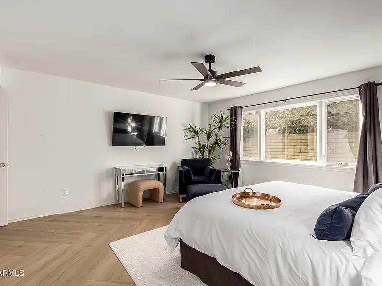 14425 N Coral Gables Dr — Photo 23