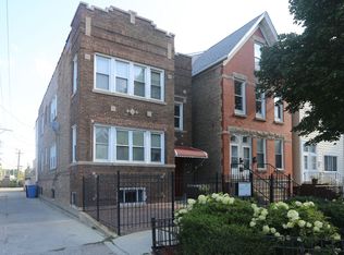 2344 W Barry Ave #GARDEN, Chicago, IL 60618