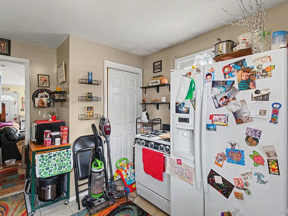 1107 E Hayes Ave, photo 11