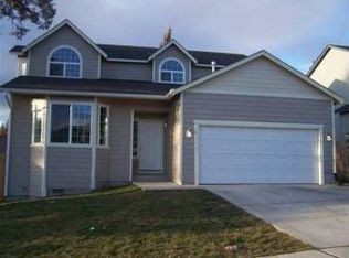 5145 Hickory Ln, Klamath Falls, OR 97601