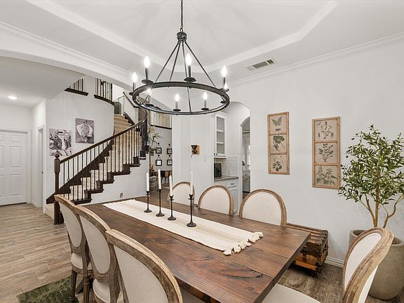 3rd image of 9805 Nolina Rd